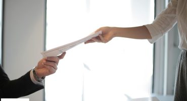 بهترین راه عزل وصی از وصایت غیرمالی چیست؟