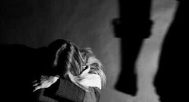 خشونت خانگی چیست؟‌