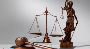 تفاوت وکیل و مشاور حقوقی؛ مشاوره حقوقی بهتر است یا وکیل گرفتن؟